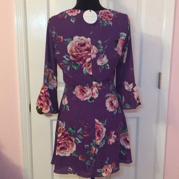 Flowy Purple Floral Dress With Bell Sleeves - Picture 4 of 6
